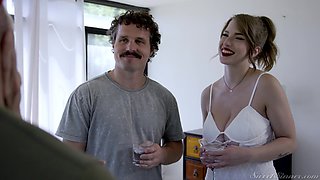 Saucy mom Reagan Foxx smutty xxx clip