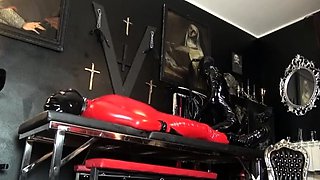 THE COUNTESS NYX - Latex Submission And Edging