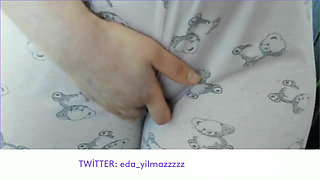 CAMELTOE- MASTURBATE WITH PAJAMA- RUBBING PUSSY WITH PAJAMA