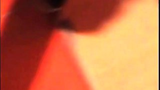 Pipe en public - une brunette franaise amateur