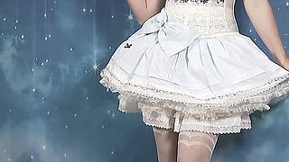 Izzy Delphine - 390 - Photoshoot Backstage