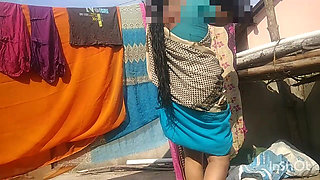 Indian Lady Outdoor Working Enjoying Porn with Boy Friend