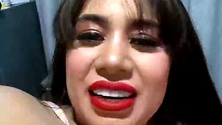 Hot sexy babe has got big boobs