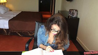 Nerdy Shemale Fingers Her Pussy