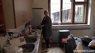 Czech Threesome Cumshot