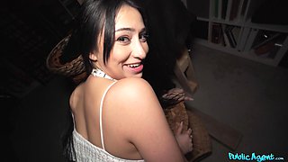 Martin Gun’s French Passion with Stunning Curves