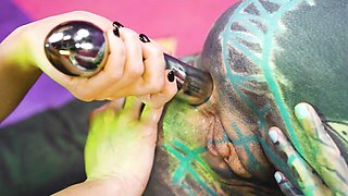 Tender Anuskatzz and Miss Flora - tattooed women action - Dirty Dreaz