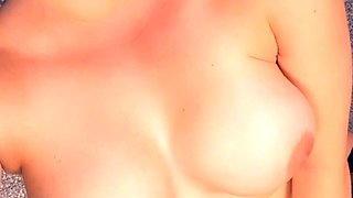 Amateur brunette chick toying her ass and pussy on webcam