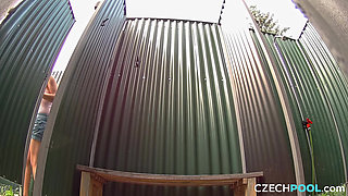 Czech Pool 5: Sexy Beauty Puts on a Steamy Shower Show