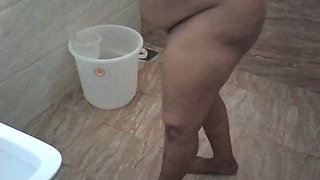 Tamil Aunty Hot Bathing