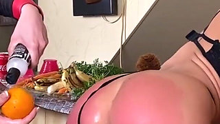 Extreme expansion, anal rampage