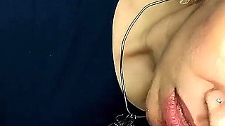 Quickie! Blowjob on the Couch and Cum Mouthful