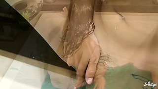 Petite teen Alex De La Flor erotic solo