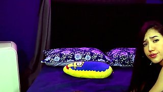 Horny brunette gives double blowjob and get spit roasted liv