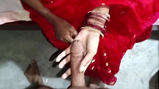 Desi Girlfriend in Saree Fingered and Fucked Hard - Homemade Bangladeshi Sex