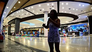 Big ass Thai GF fucked from behind doggy