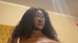 Ebony BBW Tits Play & Worship