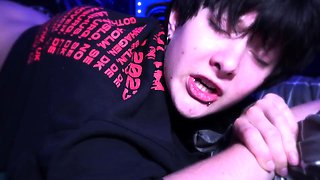 Amateur Close Up Squirting Masturbation