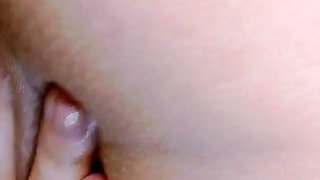 She Masturbates Her Playing with Until She Has an Orgasm