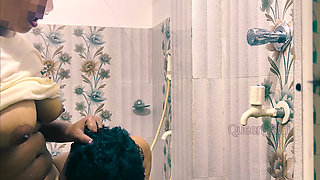 Suji Bhavi having sex in the bathroom