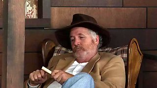 Beverly: Blowjob, Doggy  Cowgirl Porn