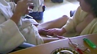 Selbstgemachte Blowjob-Session eines deutschen Amateurpaares