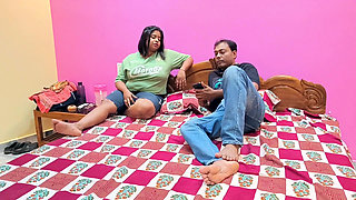 Apne stepcousin ko mouka miltehe uske step brother ne uska panty main hat dalke pussy me ungly ki or uska pussy