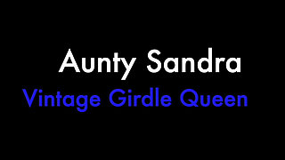 Vgq37 Aunty Sandra and Her Glass Dildo