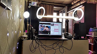 Mutual Oral Sex and Close-ups of Dick in Wet Mature Cunt!