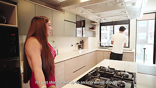 My Girlfriend's Aunty Is a Cougar and Wants Me to Fuck Her While My Girlfriend Is at Work.