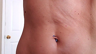 PAWG MILF Camgirl Jess Ryan Flashing Her Big Ass