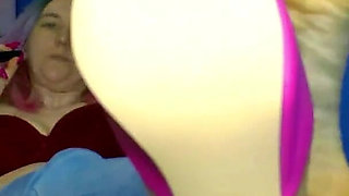 Lady Angela One Shoe Vaping