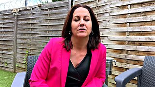 Ellie 37 years old hospital secretary in metz