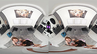 Lola Danger Shares Her Man After No Panties Shock - TmwVRnet