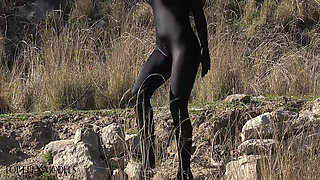 Flexible Catsuit Beauty in Nature