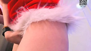 Naughty amateur schoolgirl teen british babe fingers her ass