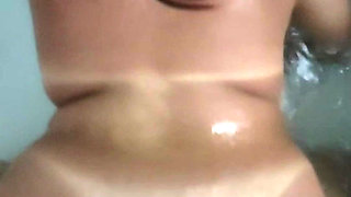 Chubby Hottie Giving Blowjob in Bathtub on All Fours