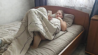 Stacy_via Wakes Up Horny & Masturbates to Porn - Big Natural Tits & Extreme Squirting Orgasm!