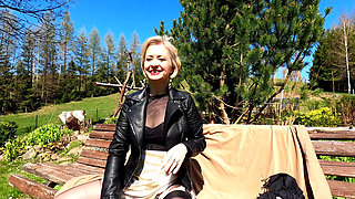 Sunny Day, Black Nylons and My Kinky Mood: Part 1