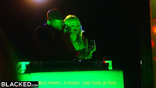 Lika Star And Darrell Deeps In Bbc-hungry Blonde Fucks Dj At Her House Party