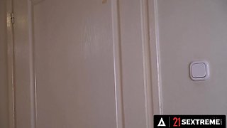 21 SEXTREME - Hot Babe Renata Fox Drilled By Horny Old Stud - Redhead