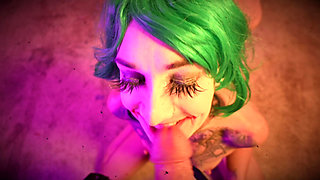 Joker Sucks Cock a Cosplay Makeup Facial