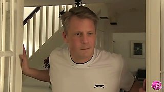 Laceystarr - horny spouse and the cleaner