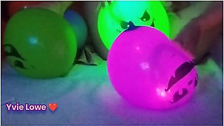 Monster Smash - Ghost Balloons Blonde In Heels- Dragon Inflatable - Yvie Lowe Halloween Special