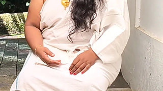 Desi Girl in Topless Sexy Photoshoot, After Shoot Picture