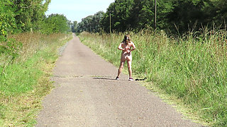 Patricia Undresses Under the Summer Sun