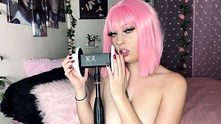 Cute blonde amateur webcam teen masturbating