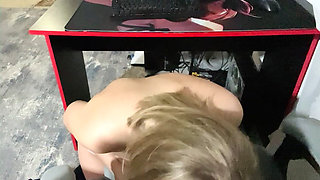 Secretary Gave a to Her Boss and Jumped on His Cock (scene)