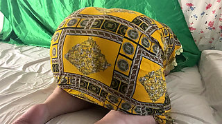 Married women takes a shower before i get big black cock bareback