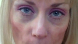 Hubby Watches Melanie Get Used